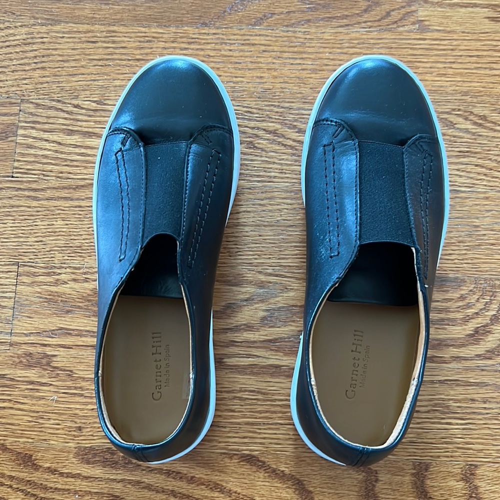 Garnet Hill Leather Slip On. Size 6.5 US